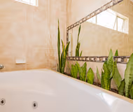 7 Ashtown St Serviced Apartment