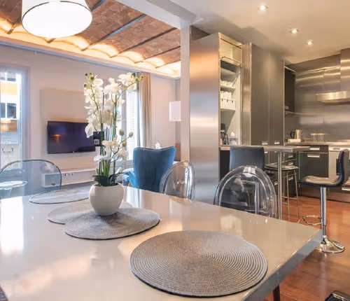 Carrer de Tuset Serviced Apartment