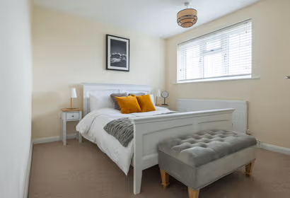 Inviting & Spacious Home | Driveway | Close to EMA