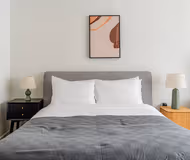 Lydian 13th St Apartment