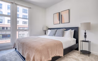 Hubbard St Apartment