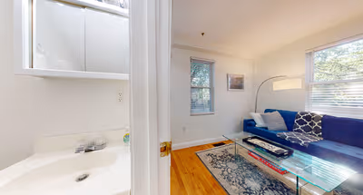 Jay Furnished Apartments D