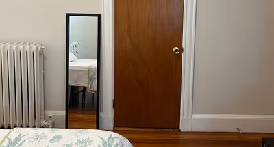 Grandview St Apartment