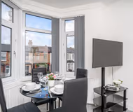 Excellent 2 Bed Flat, Nr Tube Station, Wood Green, London