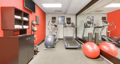 Homewood Chesterfield ApartHotel