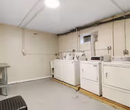 Spencer Unit B Avenue Apartment