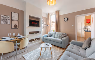 17 Farman Road Apartment