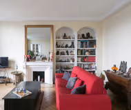 110m2 a classic luxury home with memorable views of the seine on Quai de Béthune