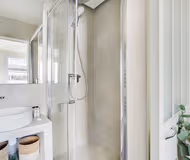 Charming 2-Bedroom Apartment on Rue Ponthieu