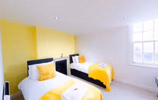 Charlotte House: Prime Location Urban Nest – 2BED 2BATH