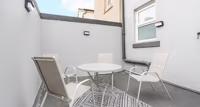 Newly Renovated 4BR House with lots of amenities