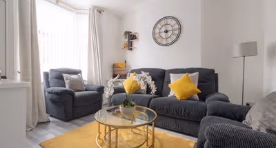 Newly Renovated 4BR House with lots of amenities