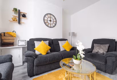 Newly Renovated 4BR House with lots of amenities