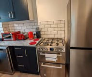 Recently Refurbished One Bedroom House With Garden