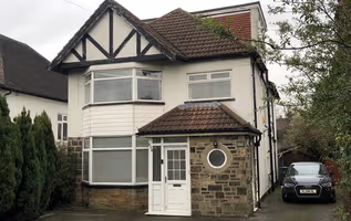 Detached House in North Leeds LS17