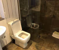 Detached House in North Leeds LS17