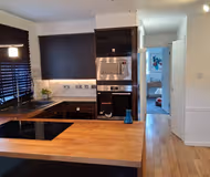 Cozy 1-Bed Flat in Croydon Sleeps 4 - Free Parking