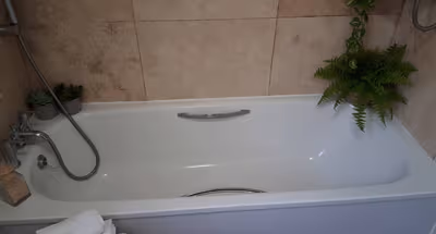 Cozy 1-Bed Flat in Croydon Sleeps 4 - Free Parking