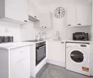 1BR Spacious Ground Level Home