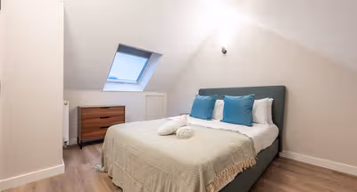 Luxurious 2BR | Cardiff Central | Free EV Charging