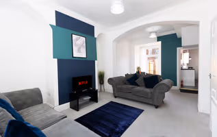 The Maple Haven – Spacious 3BR w/FREE Parking