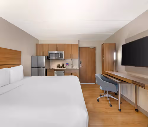 Midwest Road ApartHotel