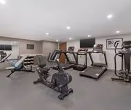 Midwest Road ApartHotel