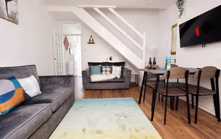 Central Escape | Near Cardiff Center|Free Parking