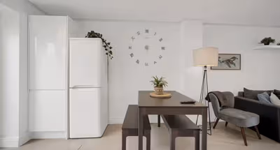 3BR Home Near Cardiff Central w/ Outdoor Furniture