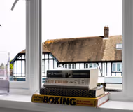 Spacious & Stylish - Free Parking - Fast Wifi