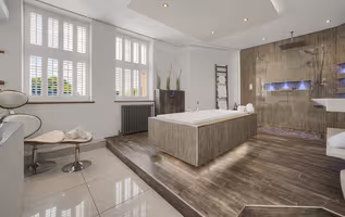 Chic & Luxury - Central - Beach Access - Wind St