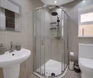 Cozy 1BR in Cardiff Central | Free Wifi