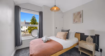 Chic & Modern - Cardiff Central House