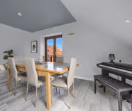 Luxury Penthouse Suite - Swansea Central - Beach