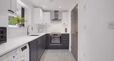 Luxury 1 BR | City Center | Free Wifi