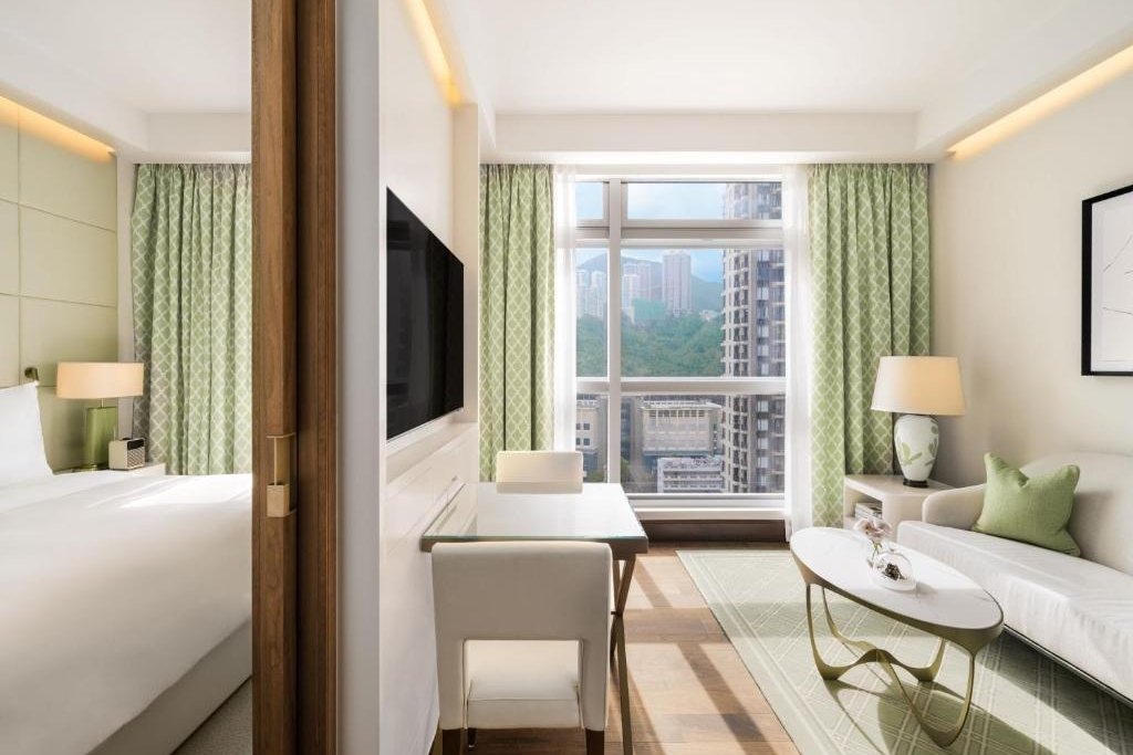 Oi Tak Street Apartments