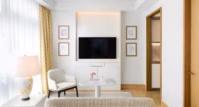 Oi Tak Street Apartments