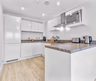 Modern 2BR Urban Nest In Salford, Manchester for 4