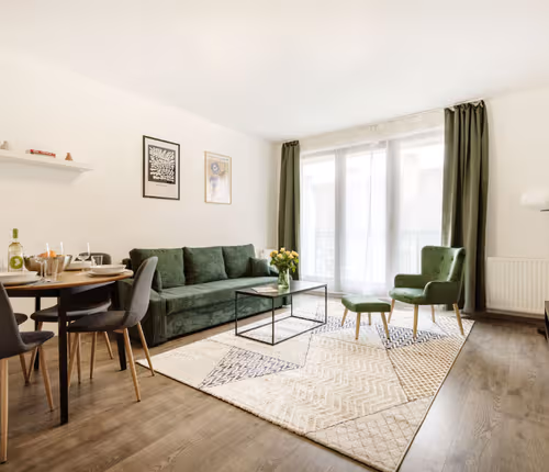 Holló Utca Serviced Apartment
