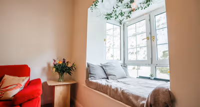 Cozy 1BR Seaside Apt in Brighton Marina Village