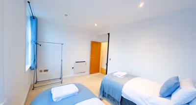 Charlotte House: Central 2BR 2BATH Retreat – Sleeps 6