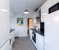 Newly Renovated 3BR House near hospital & uni