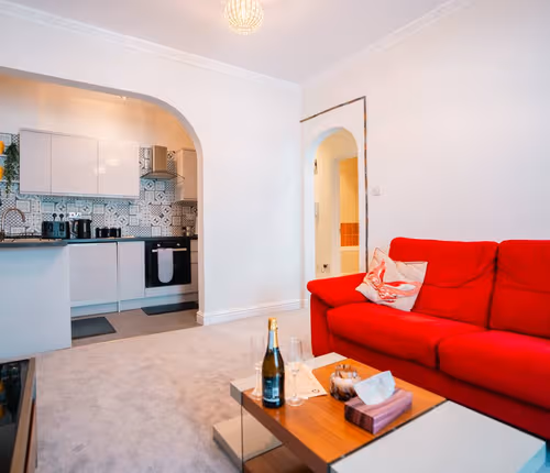 Cozy 1BR Seaside Apt in Brighton Marina Village