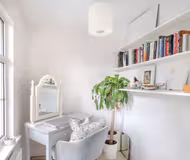 Stylish 2-Bed Home Close to Stansted Airport