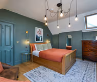 Fairview Boutique Apartments C by Mia Partners