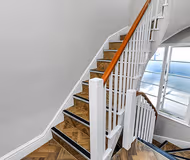 Market Street Apartment 4