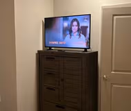 McKinnon St Apartment