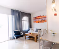 Calle del Serviced Apartment