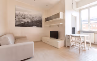 Via Paolo Bassi Serviced Apartment