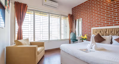 Dutta Mandir Road Serviced Apartment